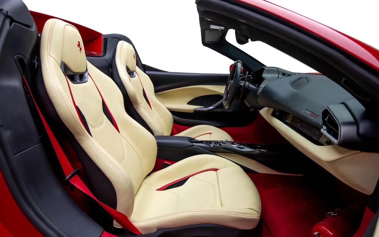 فيراري 296 GTS Standard - GCC Spec - With Warranty and Service Contract-