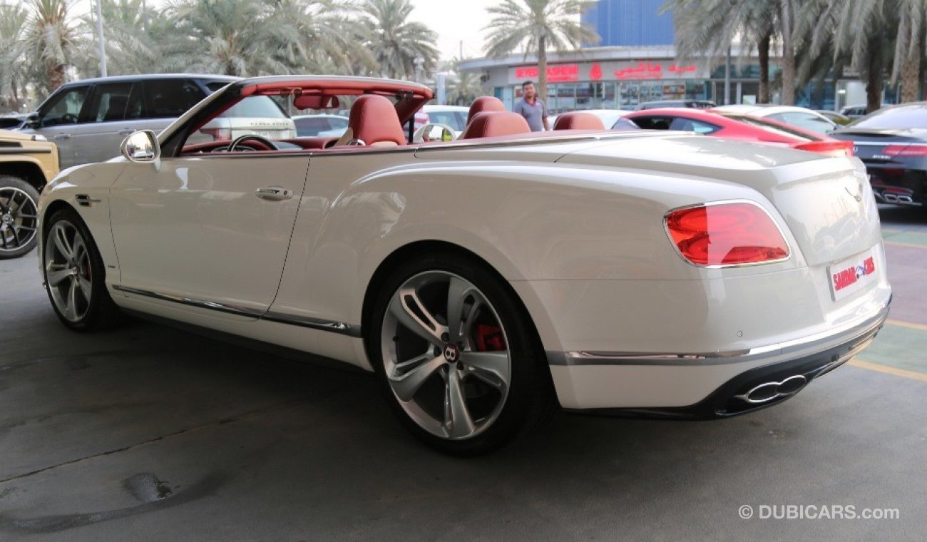 Bentley Continental GTC V8s