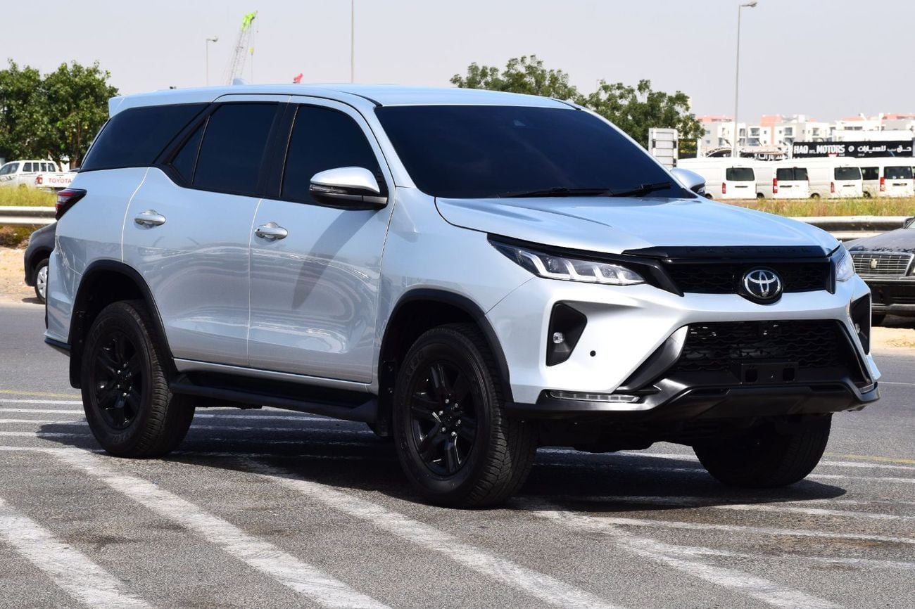 Toyota Fortuner GX2 AWD Diesel 2.8L Right Hand Drive