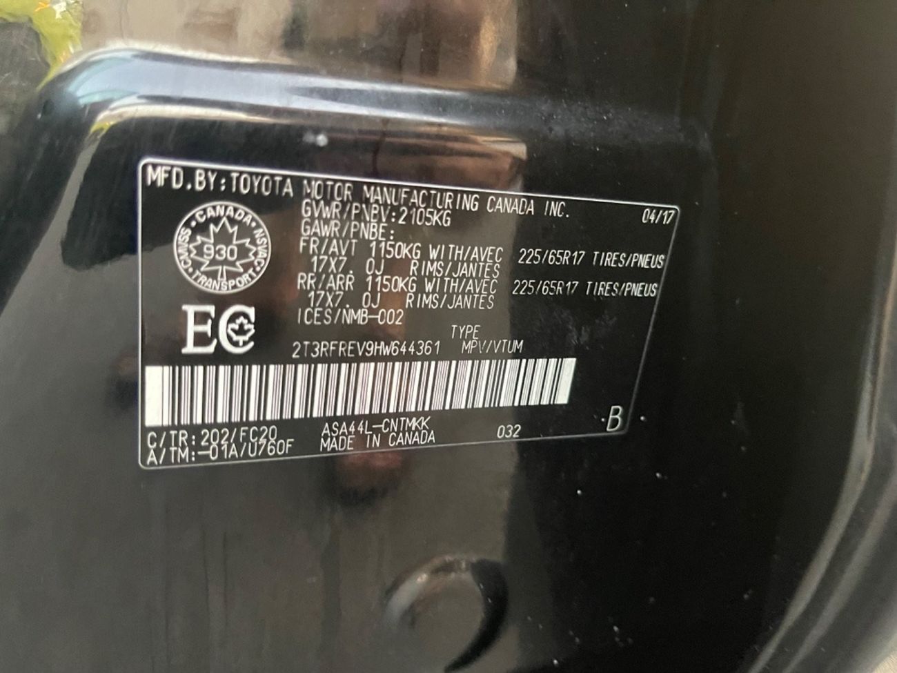 تويوتا راف ٤ 2017 RAV4 XLE AWD FULL OPTION