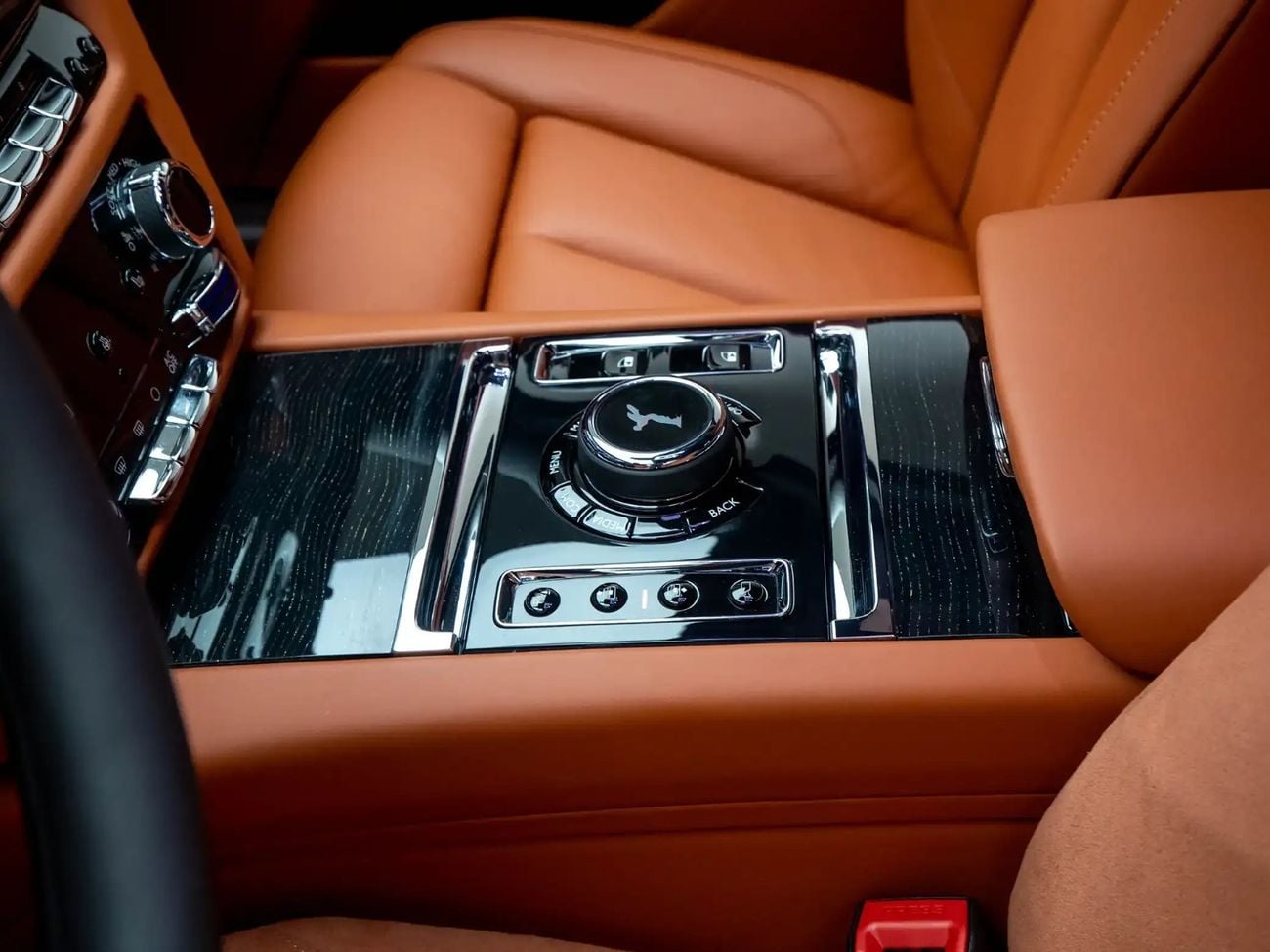Rolls Royce Ghost Silver Badge