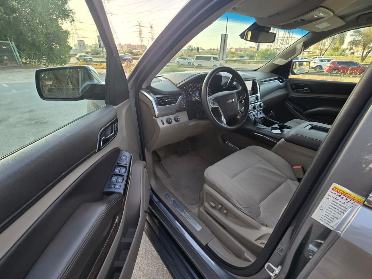 Chevrolet Tahoe LS 5.3L 4WD (8 Seater) CHEVROLET TAHOE LT 2018 GCC 2KEYS // PERFECT CONDITION
