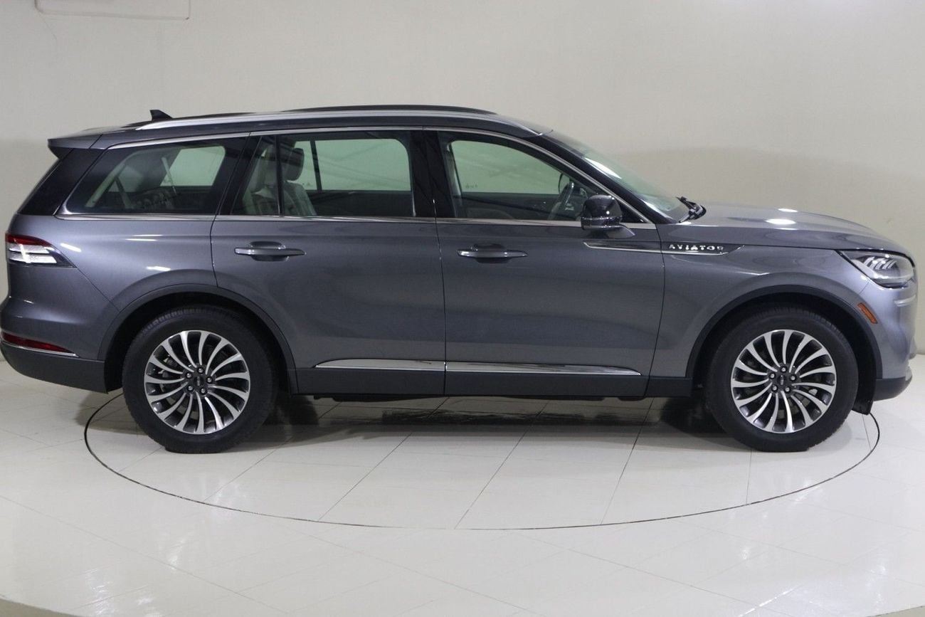 لينكولن أفياتور Std 3.0L AVI121 / FREE Insurance + Registration / AL TAYER MOTORS / AL QOUZ SHOWROOM