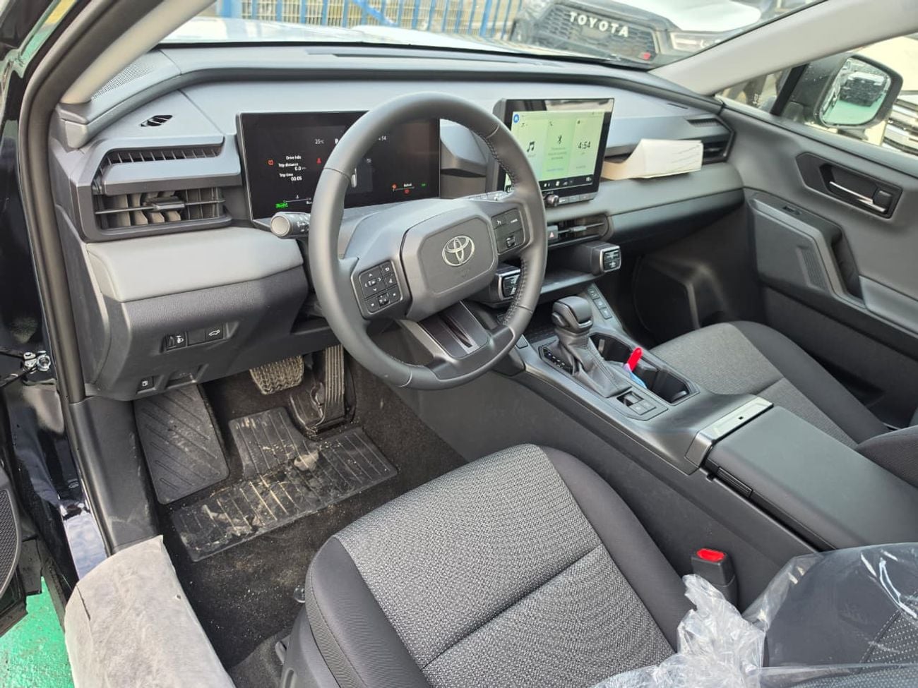 تويوتا راف ٤ Toyota RAV4 AXAL64 Hybrid 2026 – هايبرد | دفع رباعي | 2.5 لتر