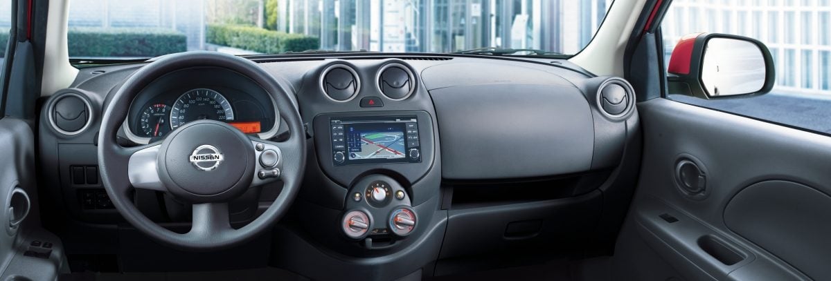 Nissan Micra interior - Cockpit