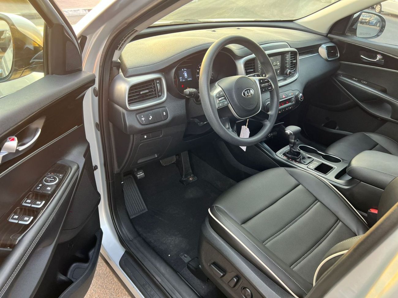 Kia Sorento 2019 Kia Sorento MidOption -3.3L V6 - Rear Camera - Auto trunk - Leather Seat -