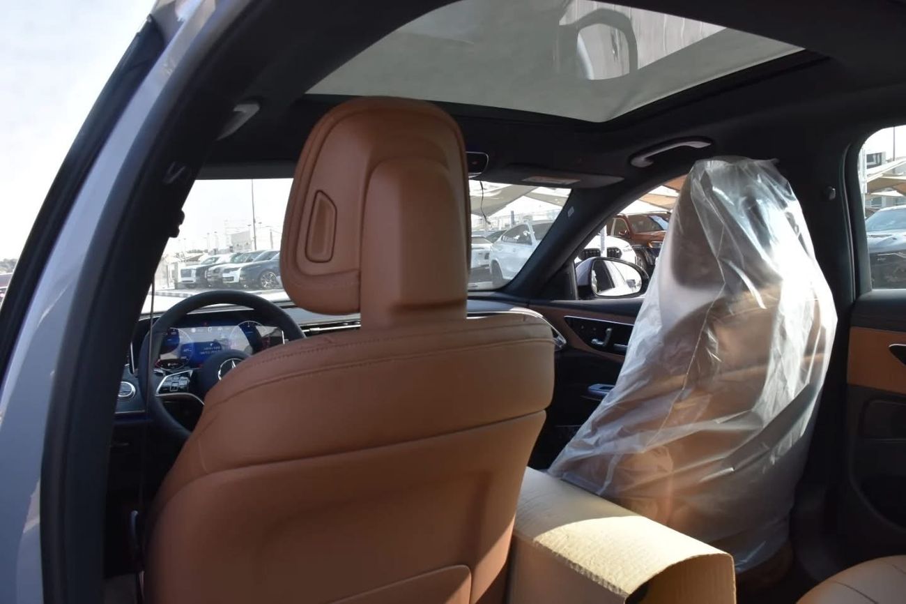 Mercedes-Benz E200 Zero km