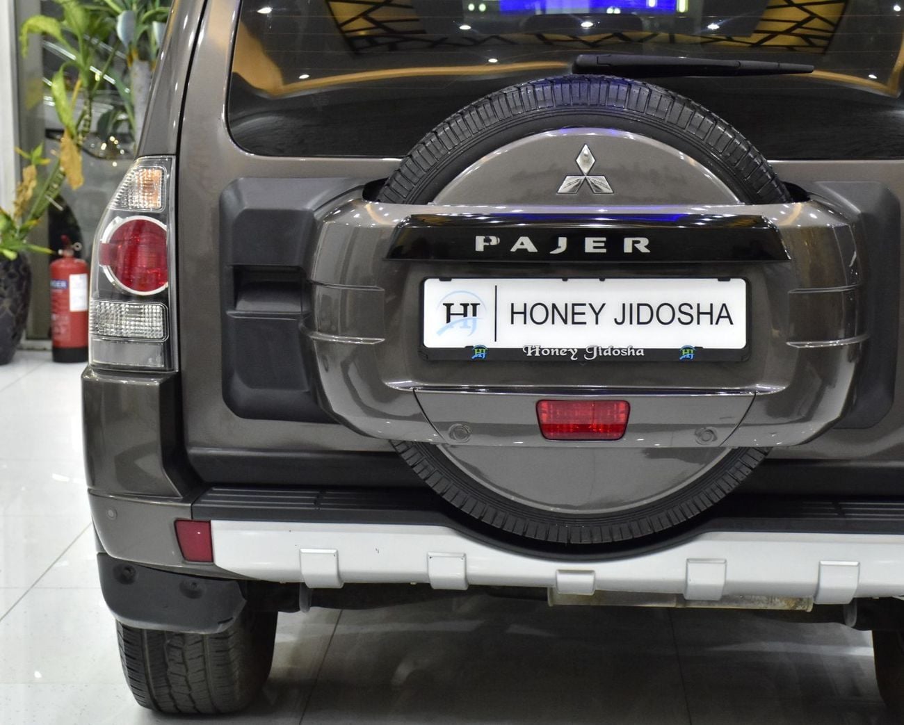 Mitsubishi Pajero EXCELLENT DEAL for our Mitsubishi Pajero GLS 3 Doors ( 2014 Model ) in Brown Color GCC Specs