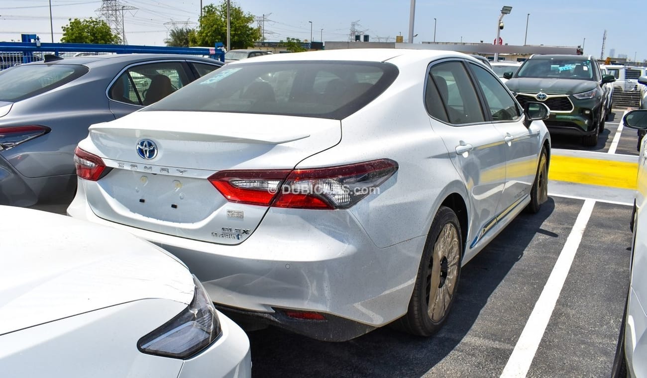 Toyota Camry TOYOTA CAMRY GLE-X 2.5L Hybrid - WHITE - 2023