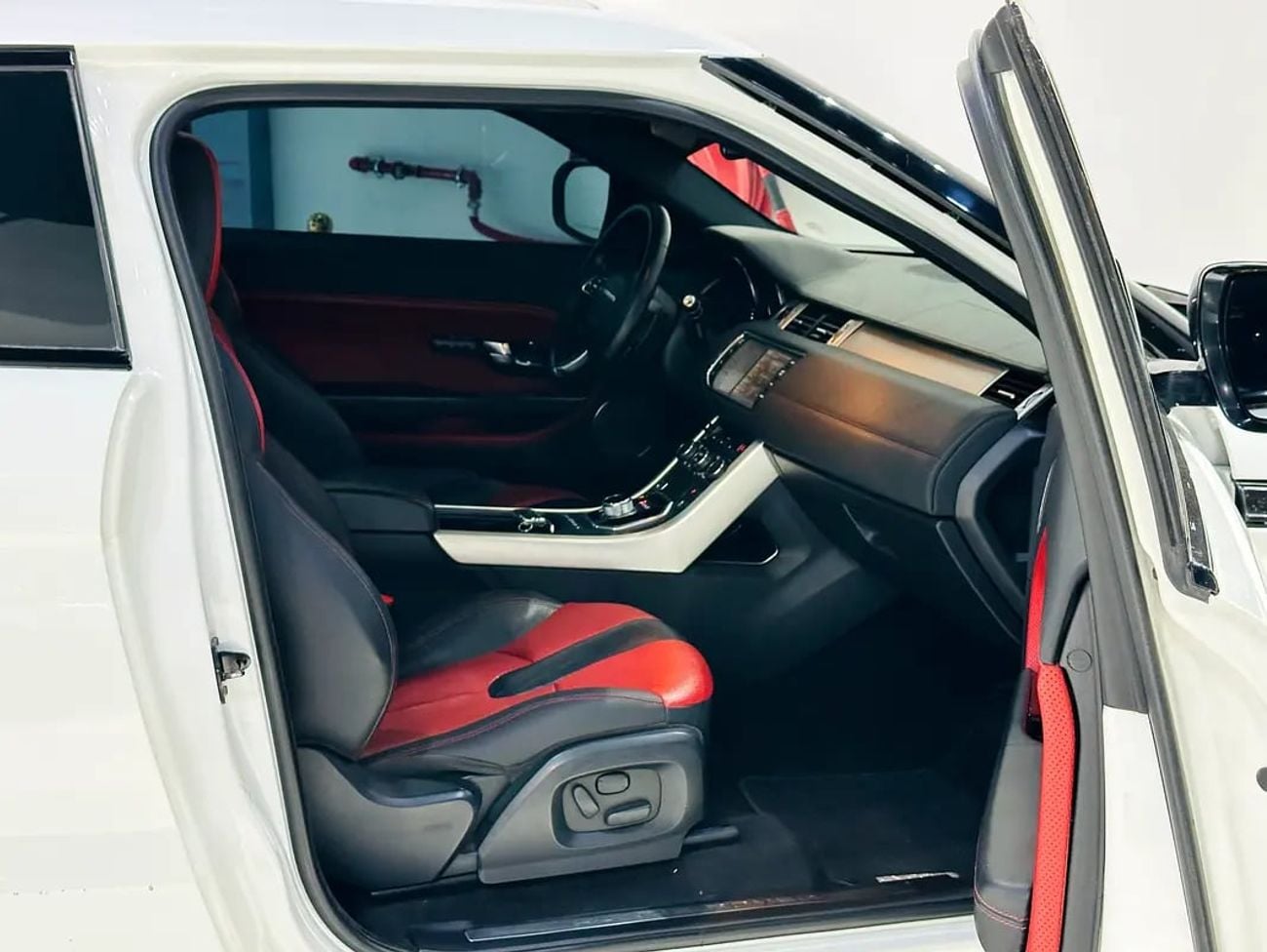 Land Rover Range Rover Evoque HSE Dynamic 2.0L (3 Door)