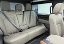 Land Rover Defender P300 90 X-Dynamic SE 2.0L (5 Seater) 2024 Land Rover Defender , Land Rover Warranty+Service Contract