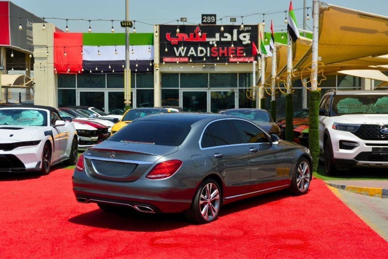 Mercedes Benz C300 STANDARD