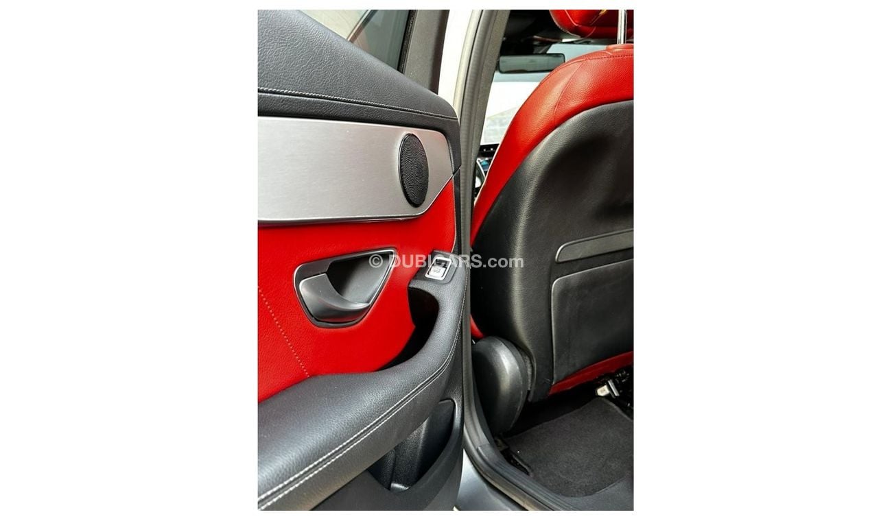 Mercedes-Benz C 200 Premium + مرسيدس سي 200 موديل : 2019 ممشي : 87.000 السعر : 127.000 مواصفات خليجية فل اوبشن بدون حواد