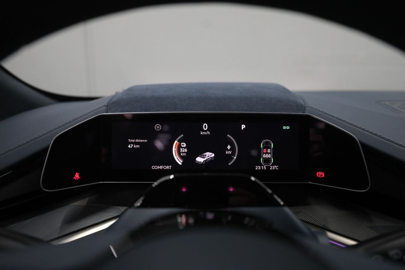 زيكر 001 Zeekr 001 | Electric | Flagship AWD | Brand New | AED 3,350 monthly with 0% Downpayment | 3 Years Wa