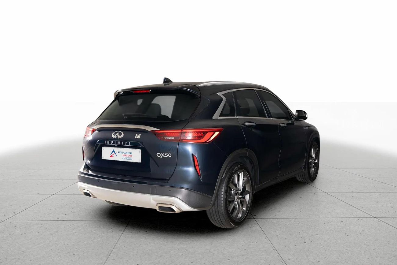 إنفينيتي QX50 LUXE 2.0