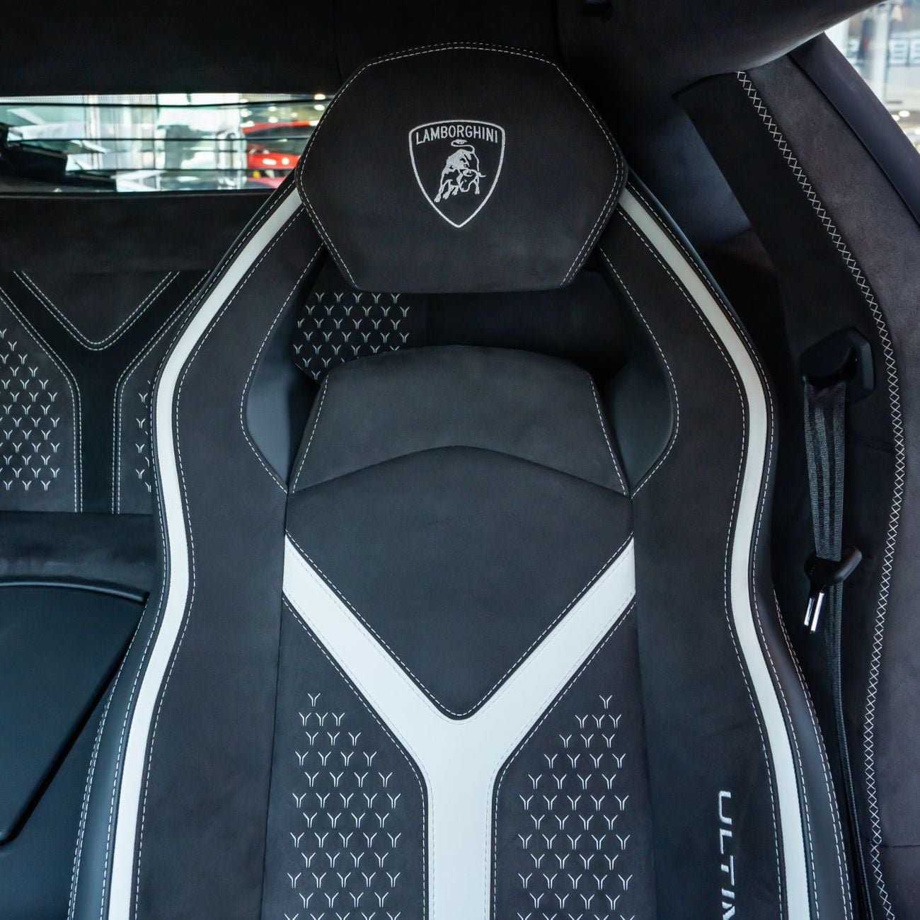 Lamborghini Aventador ULTIMAE
