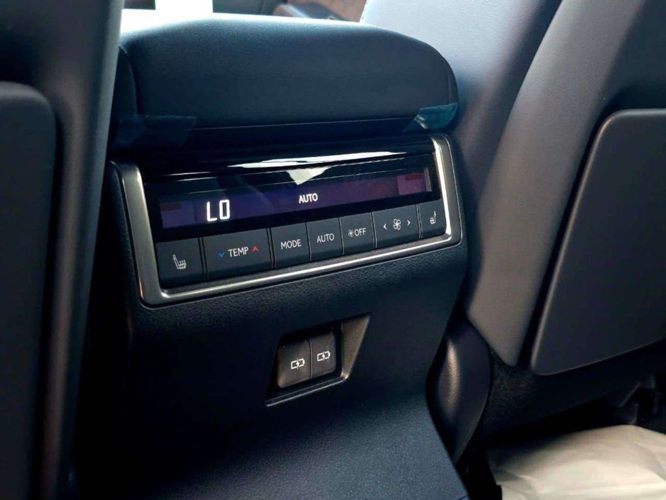 لكزس GX550 EXECUTIVE