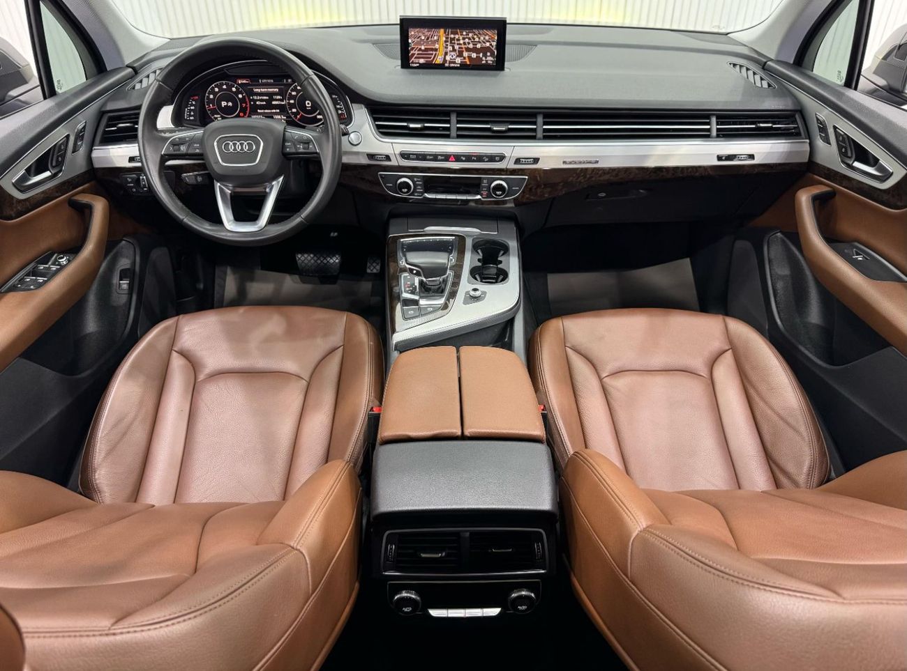 Audi Q7 55 TFSI quattro 3.0L 2019 Audi Q7 55TFSI Quattro, Warranty, Full Audi Service History, 7 Seater, GCC