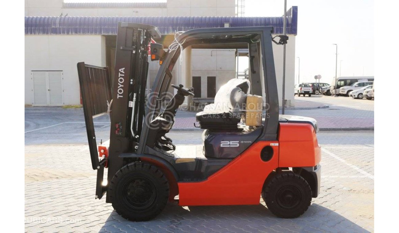 Toyota Fork lift DIESEL 2.5 TON, 3 STAGE W/ SIDE SHIFT 3 LEVER,4.7M LIFT HEIGHT MY23(Export Only)