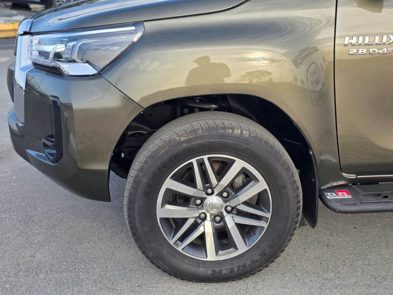 Toyota Hilux 2020 | 2.8L DIESEL | AT | RHD | DOUBLE CABIN | REVO | SPORTS BAR