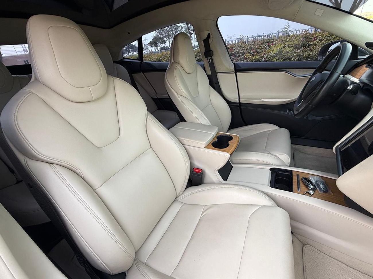 تسلا Model S Plaid (AWD)