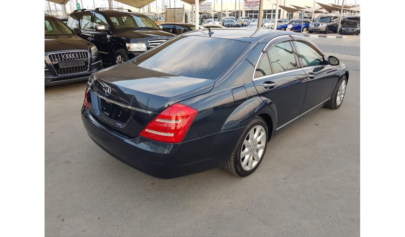 مرسيدس بنز S 350 مرسيدس S350 وارد اليابان السياره صبغه وكاله حالتها ممتازه من الداخل والخارج ولا تحتاج اي مصروف