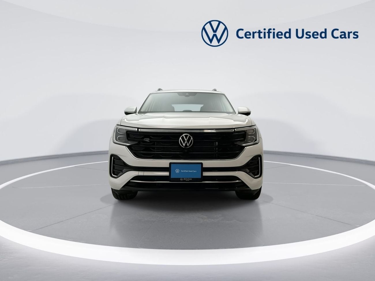 Volkswagen Teramont R-Line 3.6L (Ref#38546) - 33,100 AED SAVINGS from New Car