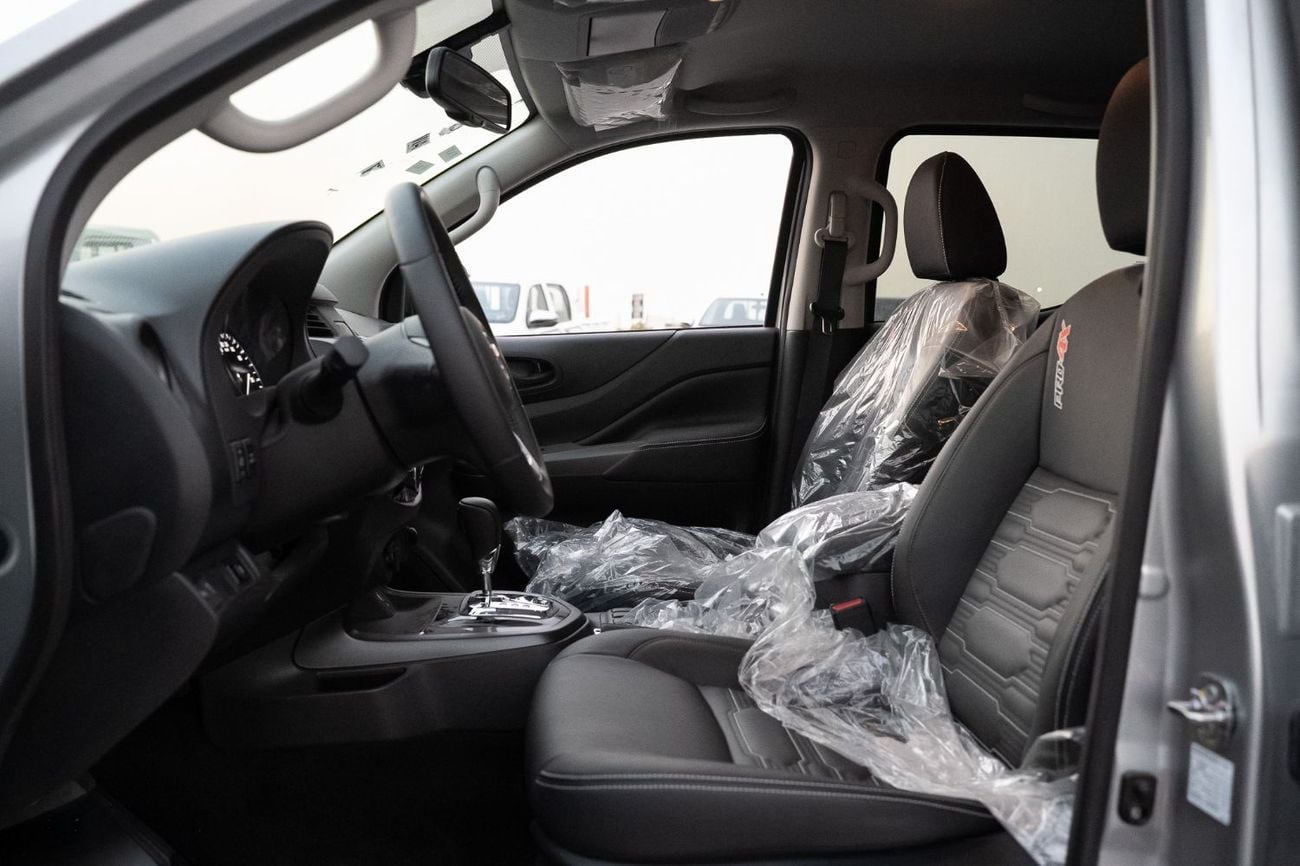 Nissan Navara PRO-4X Off-Road | 2.5L Diesel 4WD A/T (Only For Export)