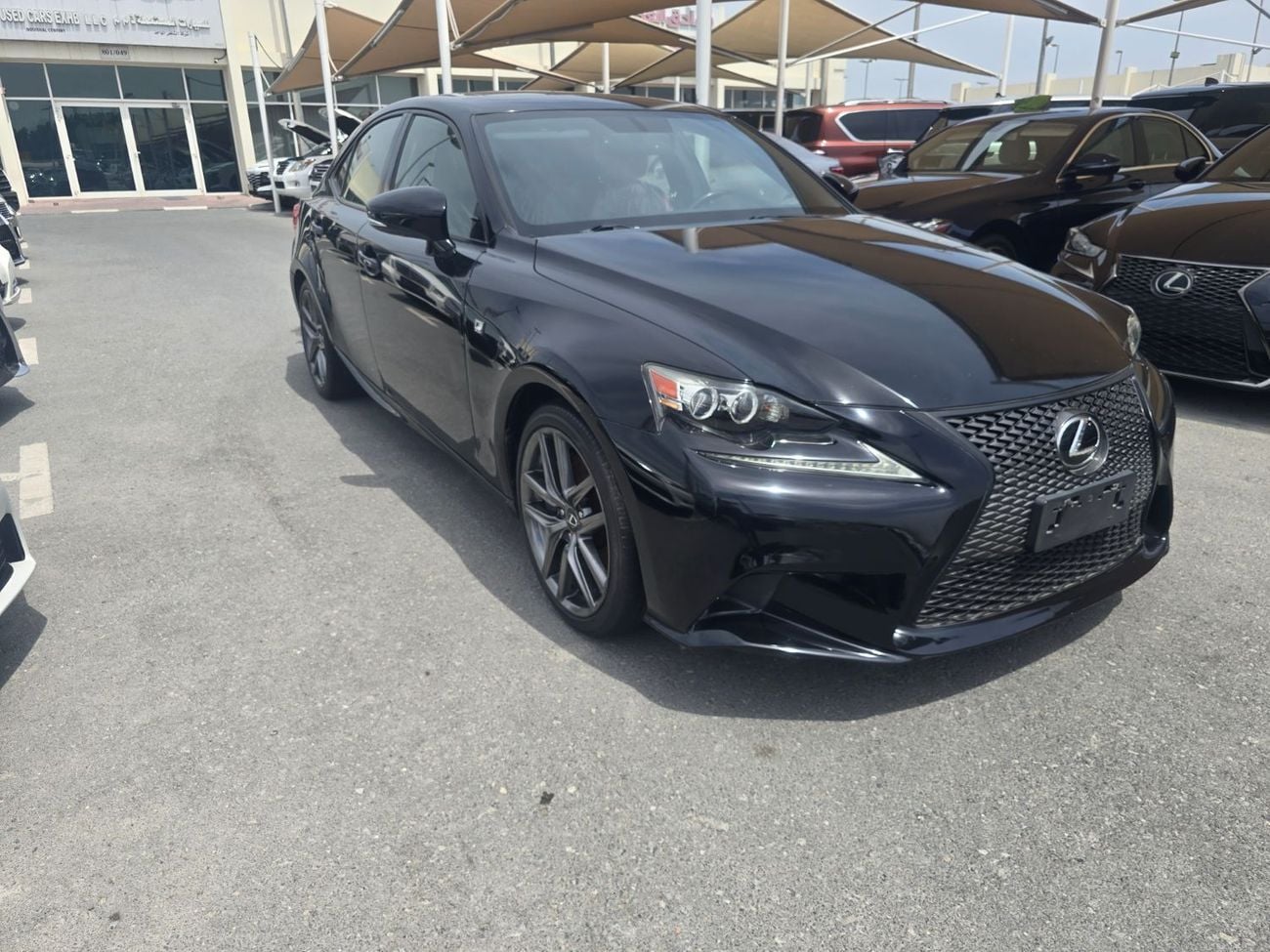 لكزس IS200t F Sport 2.0L