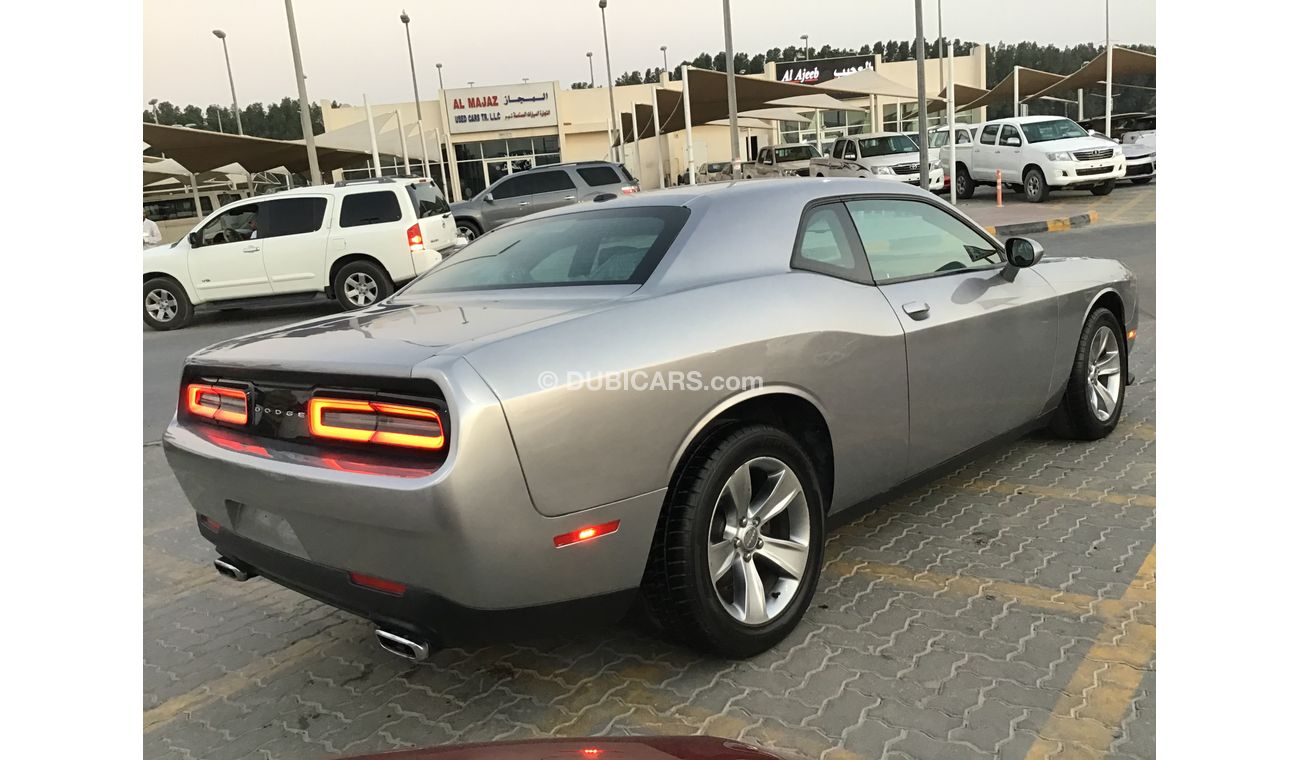 Dodge Challenger V6 /3.6 LT / Excellent Condition