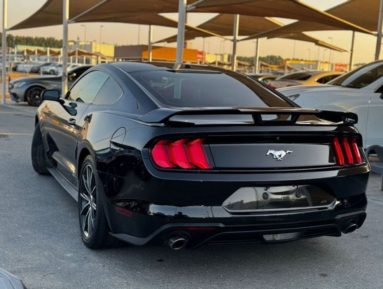 Ford Mustang EcoBoost FORD MUSTANGE