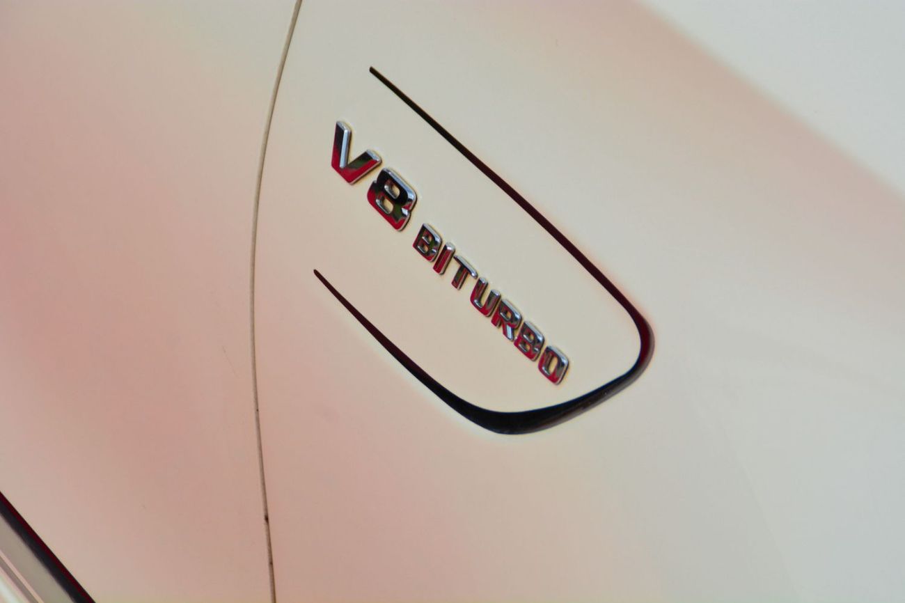 Mercedes-Benz C 63 AMG Std 4.0L Coupe