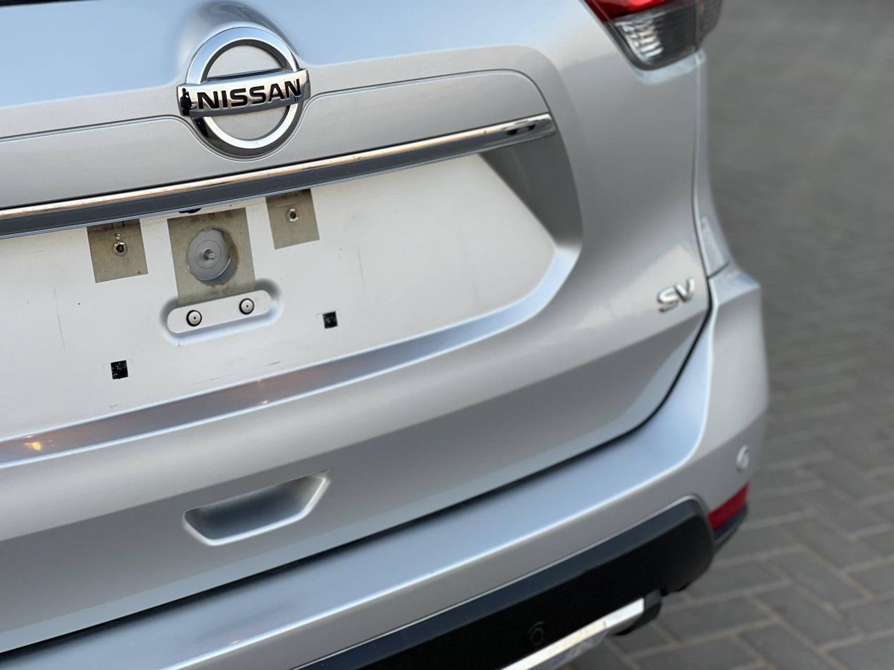 Nissan Rogue SV / V4 2.5L / RADAR / ROAD ASSIST / BIG SCREEN / 4X4 / RIMS / IN PERFECT CONDITION