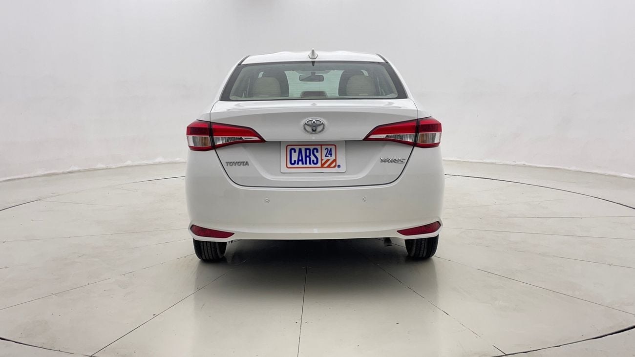 تويوتا يارس E 1.5 | بدون دفعة مقدمة | اختبار القيادة في المنزل