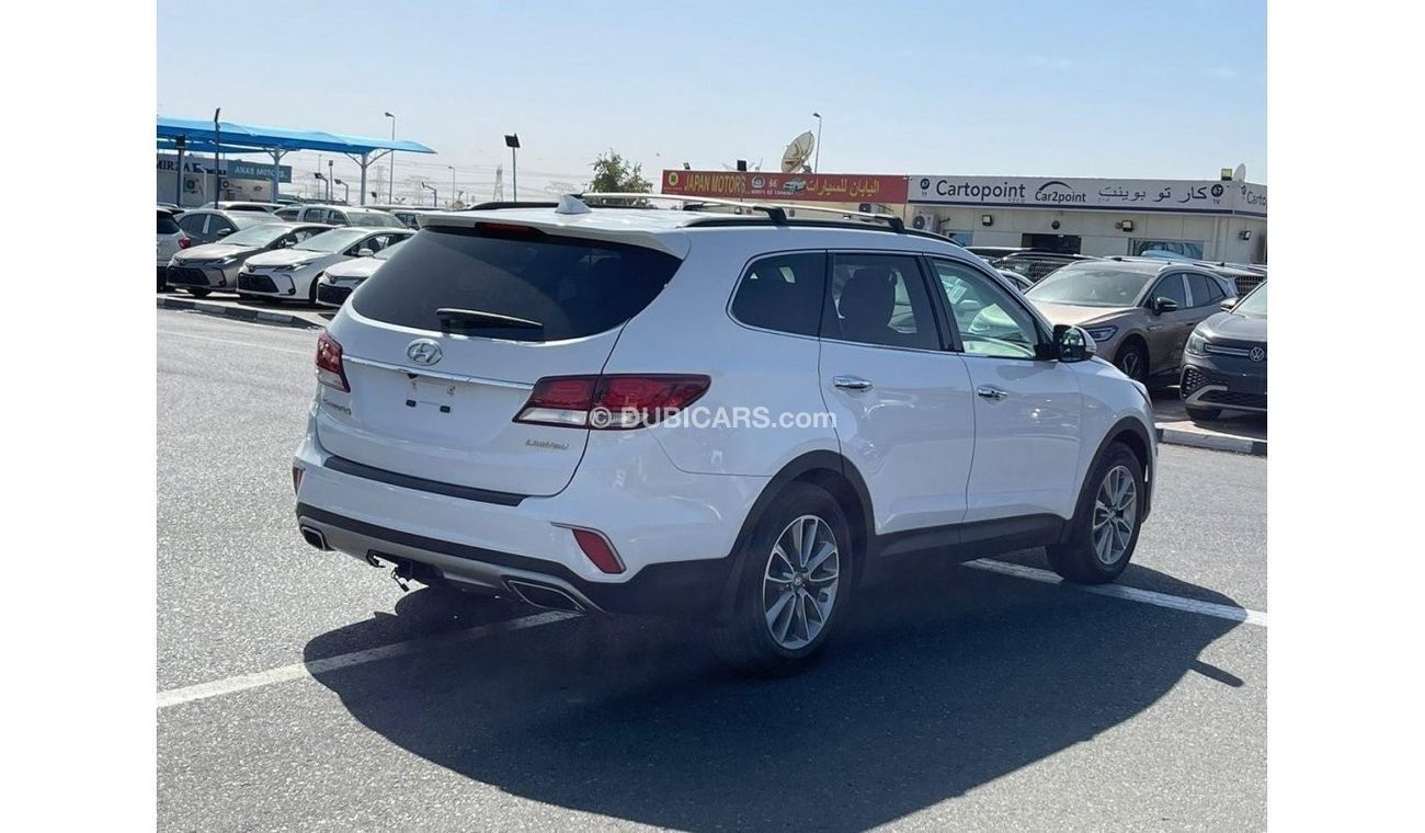 Hyundai Grand Santa Fe 7 setters HYUNDAI SANTA FE 2017 IMPORTED FROM USA VERY CLEAN CAR INSIDE AND OUTSIDE FOR MORE INFORMA