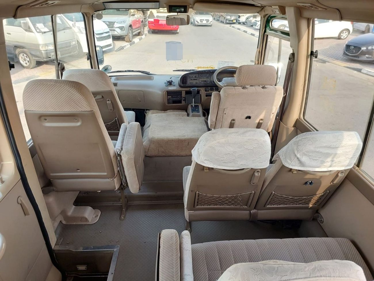 Toyota Coaster TOYOTA COASTER BUS RHD 2000 MODEL 4.2 L DIESEL AUTOMATIC(PM10377)