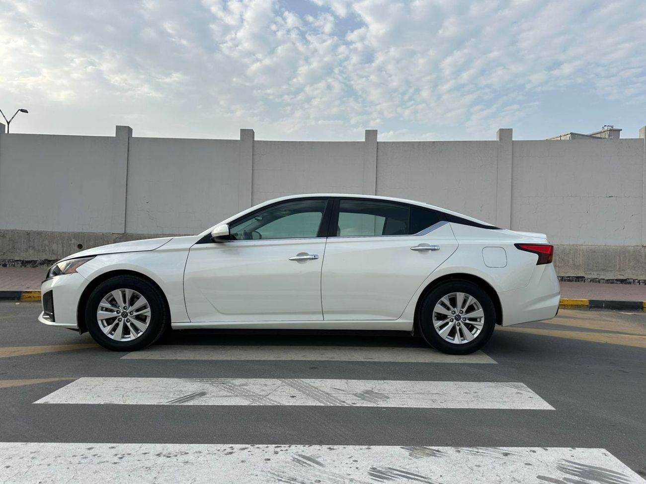 نيسان ألتيما