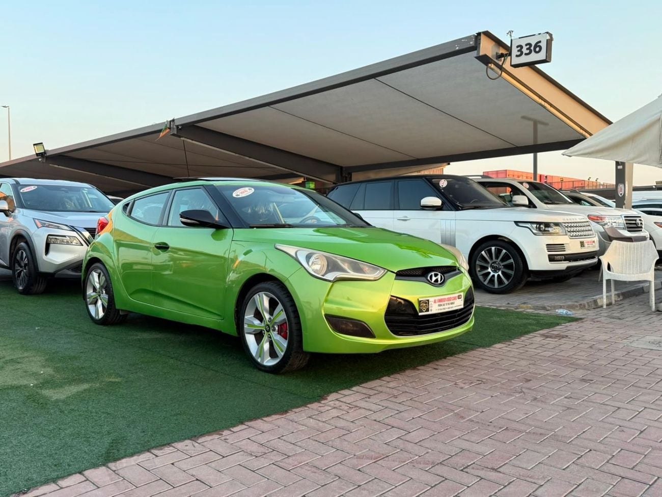 Hyundai Veloster panoramic sunroof, first owner, two keys