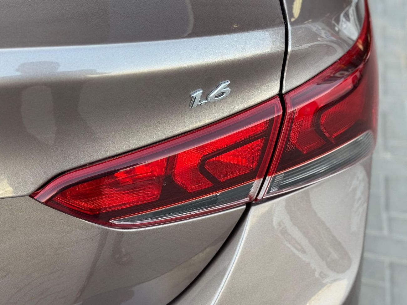 هيونداي أكسنت GL 1.6L (123 HP) GL 1.6L V4 / REAR SENSORS / REAR AC / IN PERFECT CONDITION / ECO CAR