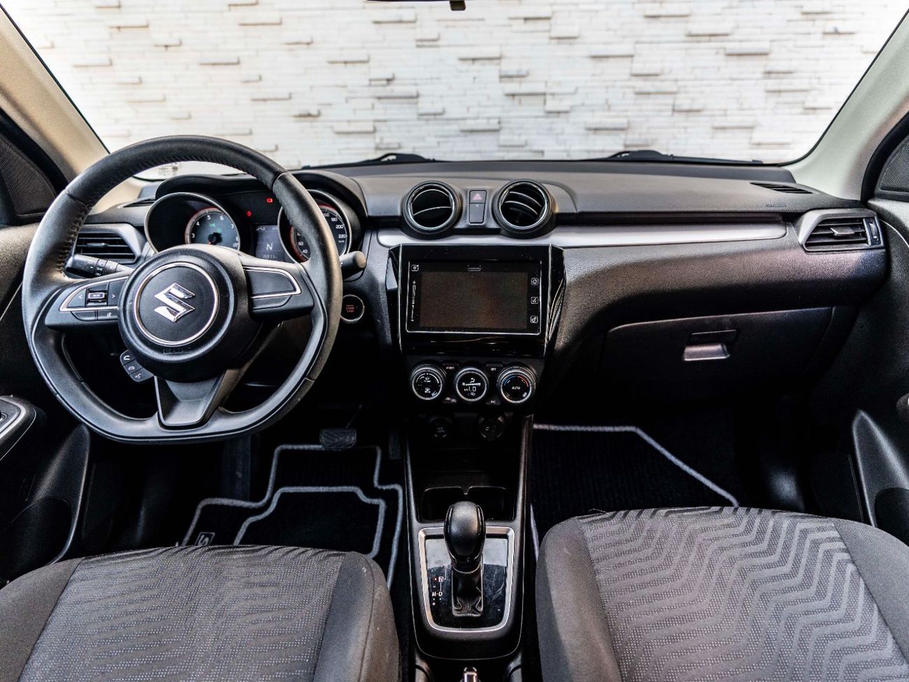 سوزوكي سويفت GL 1.2L