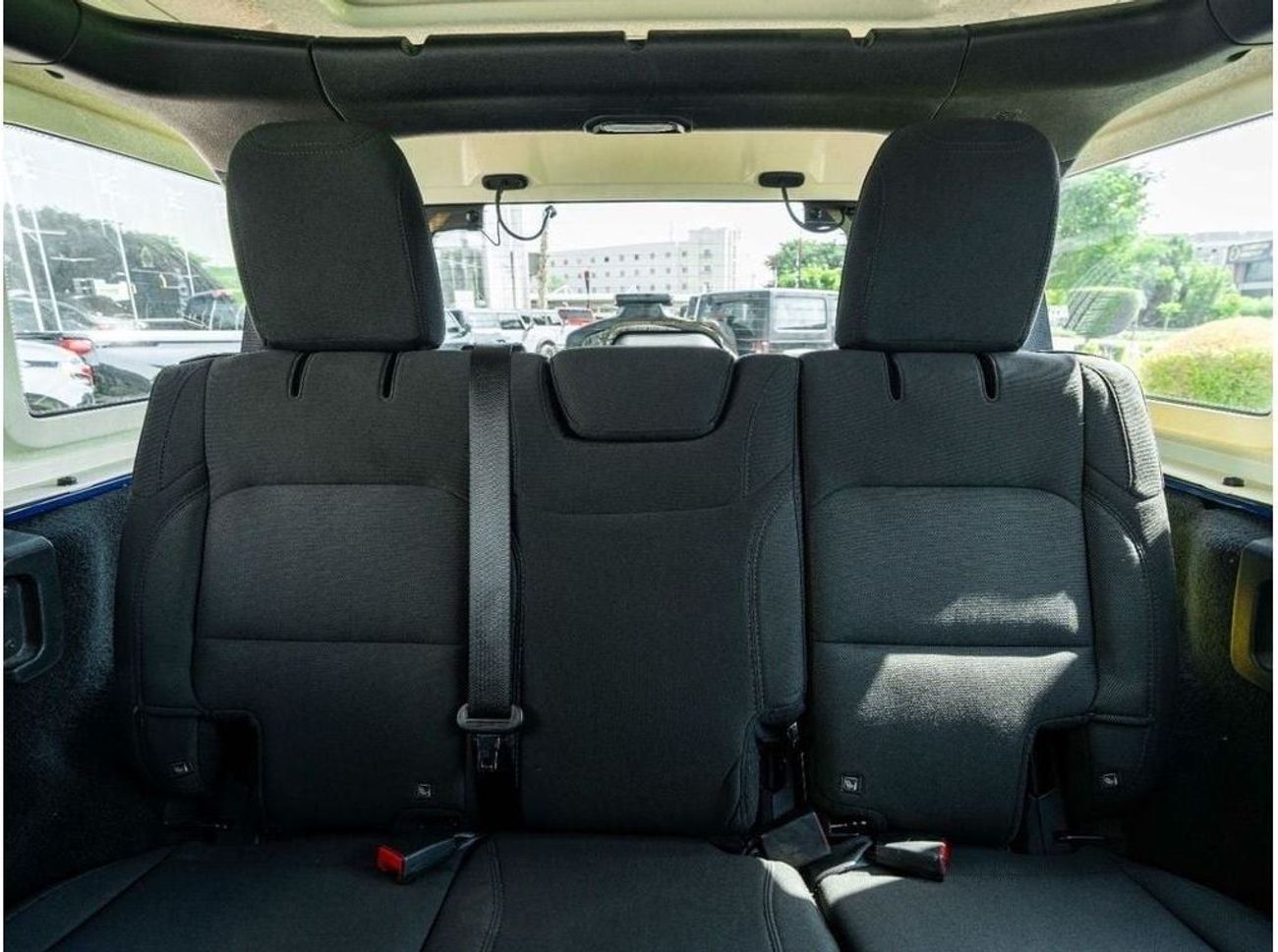 جيب رانجلر AED 2,202 PM • WRANGLER UNLIMITED SPORT • ONLY 61,000 KMS • PRISTINE CONDITION