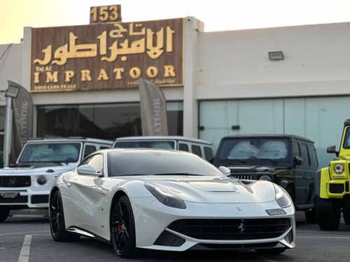 Ferrari F12 Std FERRARI F12 BERLINETTA 2015 GCC