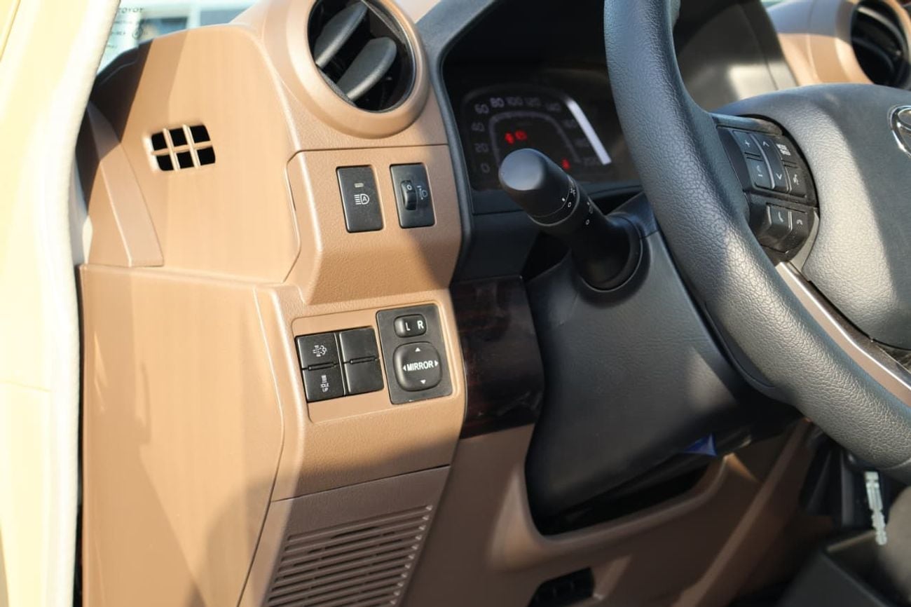 تويوتا لاند كروزر بيك أب 70 TOYOTA LC79 SINGLE CAB 2.8L DIESEL AT 2026 FULL OPTION
