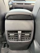 تويوتا كورولا كروس Toyota corolla cross 2.0 whitte 2025 new face