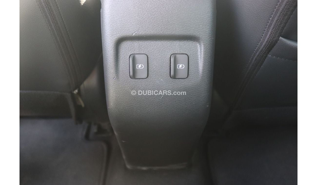 Nissan Kicks PUSH START, KEY LESS ENTRY, LEATHER SEAT, SEAT HEATING, ALLOY WHEELS, 360 CAMERA, MODEL 2021