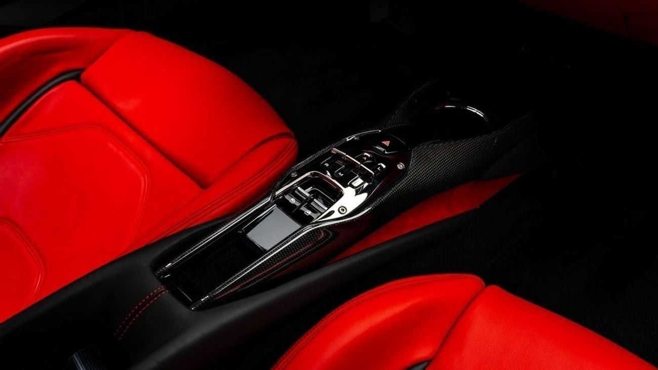 فيراري 296 GTB - 2023 - GCC Specs - Under Warranty and Service Contract