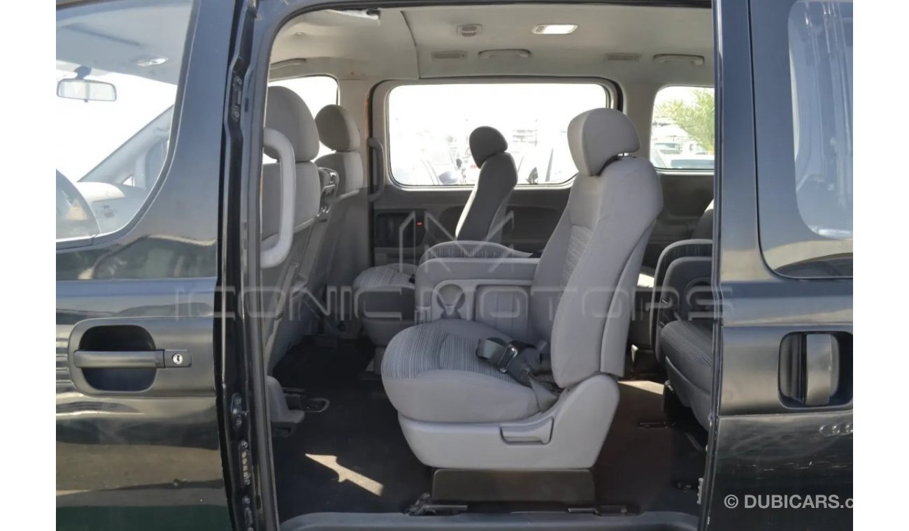 Hyundai H-1 Base 2019 HYUNDAI H-1 2.5L DIESEL 12-SEATER M/T GL MINI-BUS