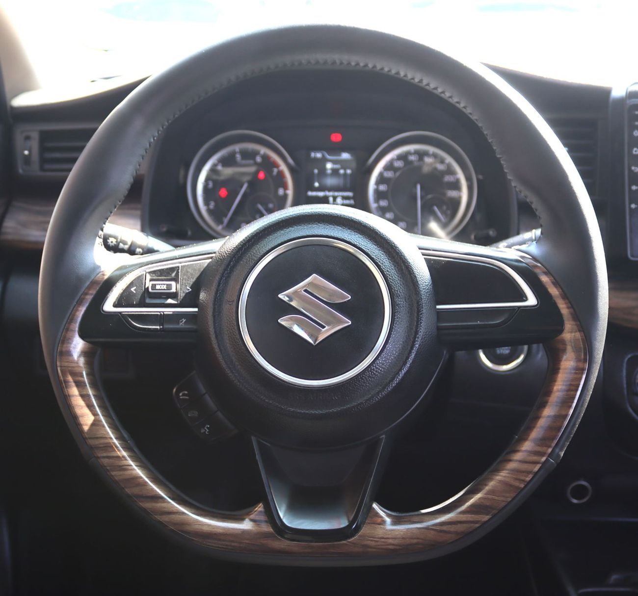 Suzuki Ertiga Suzuki Ertiga -2021- GCC- Accident-free - 1.5L engine - 7 seats - Excellent condition