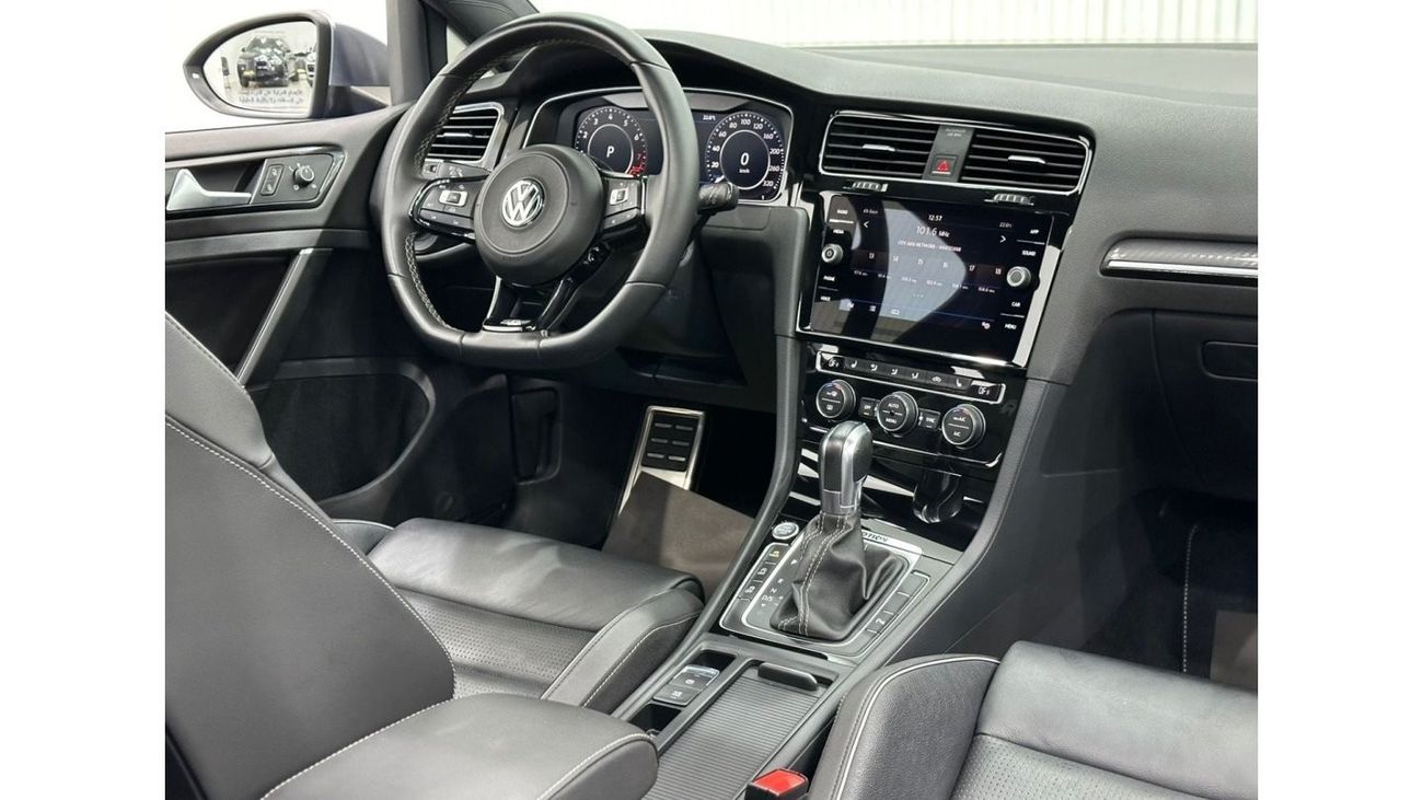 Volkswagen Golf 2018 Volkswagen Golf R MK7.5, Warranty, Full VW Service History, GCC
