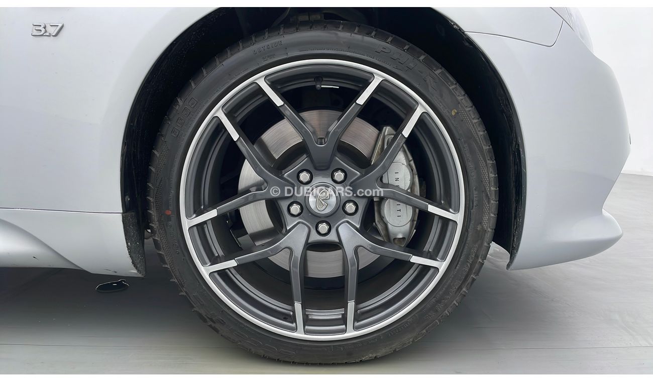 Infiniti Q60 SPORT 3.7 | Under Warranty | Inspected on 150+ parameters